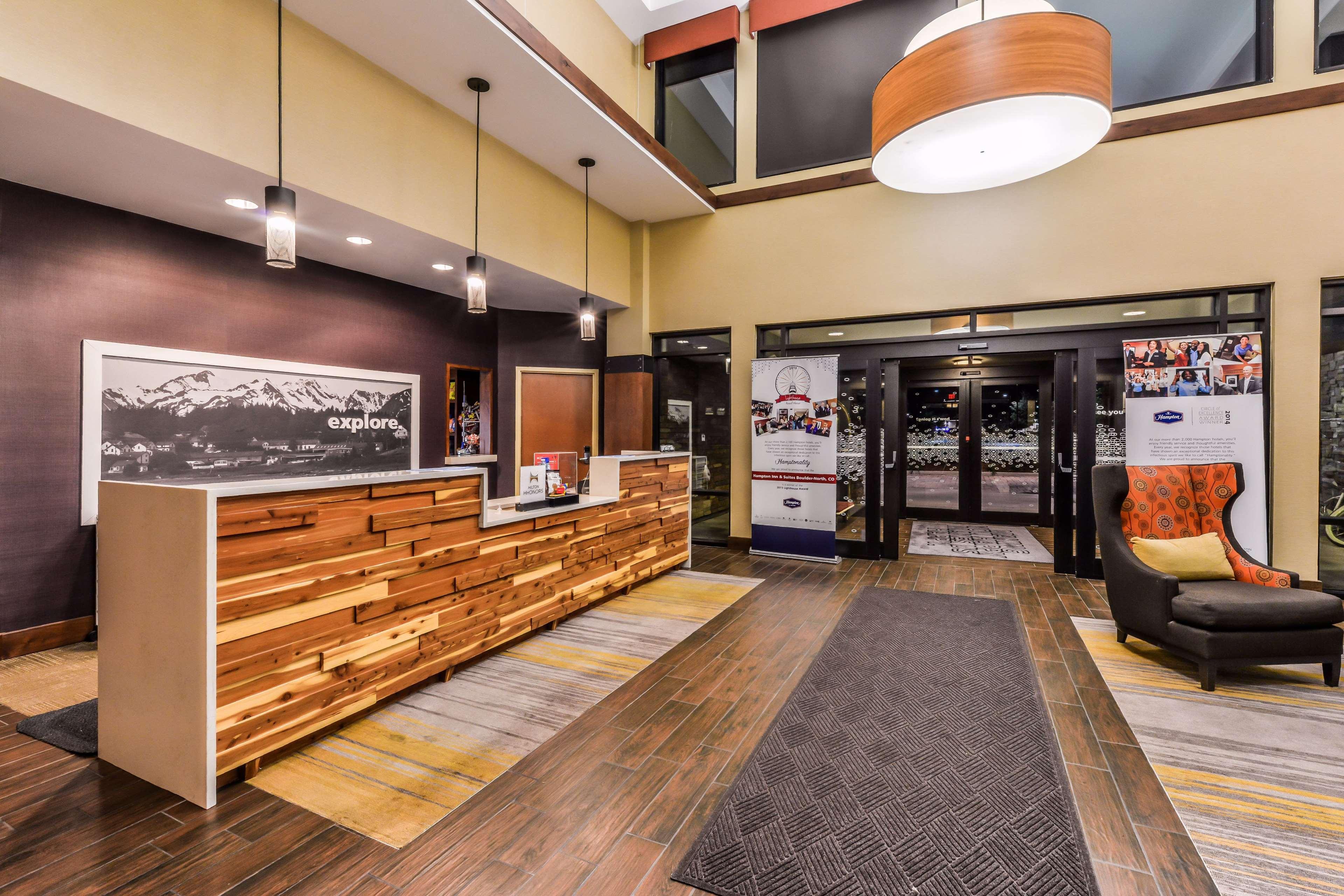 Hampton Inn & Suites Boulder North Exteriör bild
